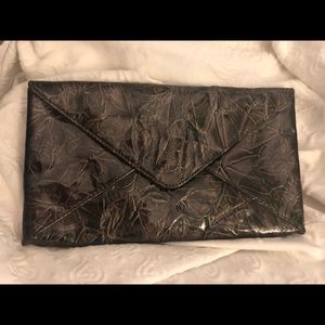 New clutch with a chain shoulder strap